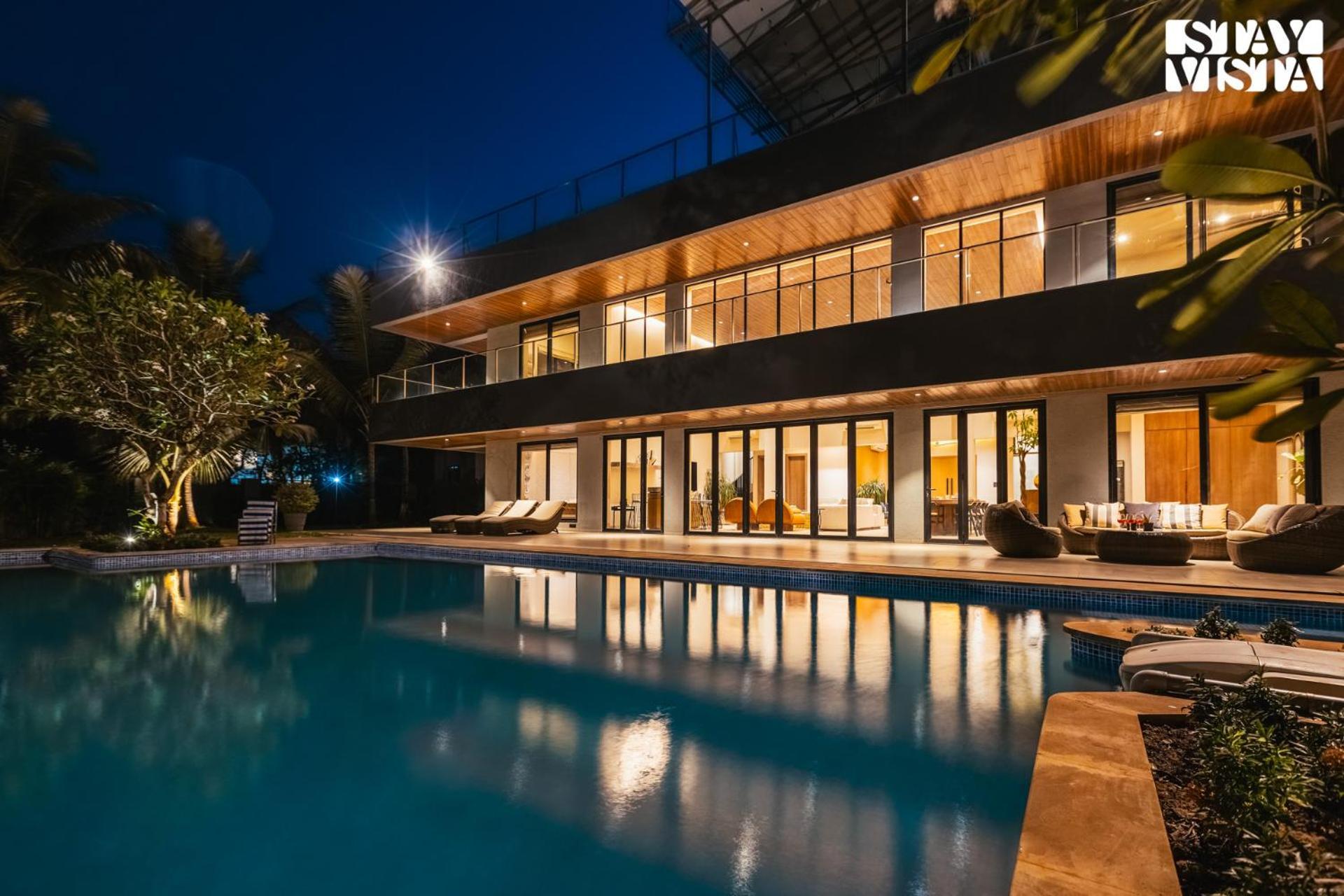 Reflection House By Stayvista With Pool, Terrace Bar, Indoor Games & Exquisite Interiors In A Nutshell Alībāg Exterior foto